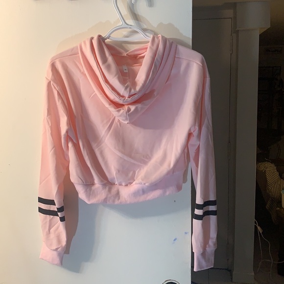 Women’s cropped sweater - Picture 2 of 2